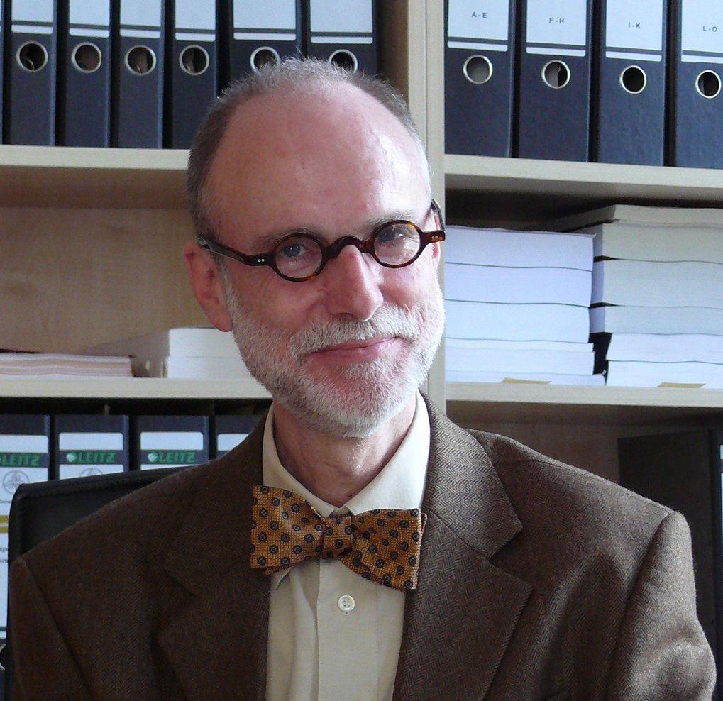 Image of Christoph Engel (only available for co-supervision)