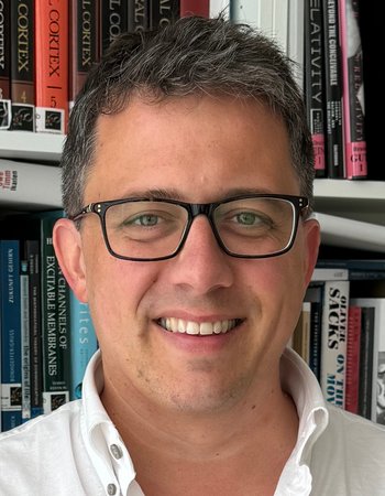 Image of Moritz Helmstaedter